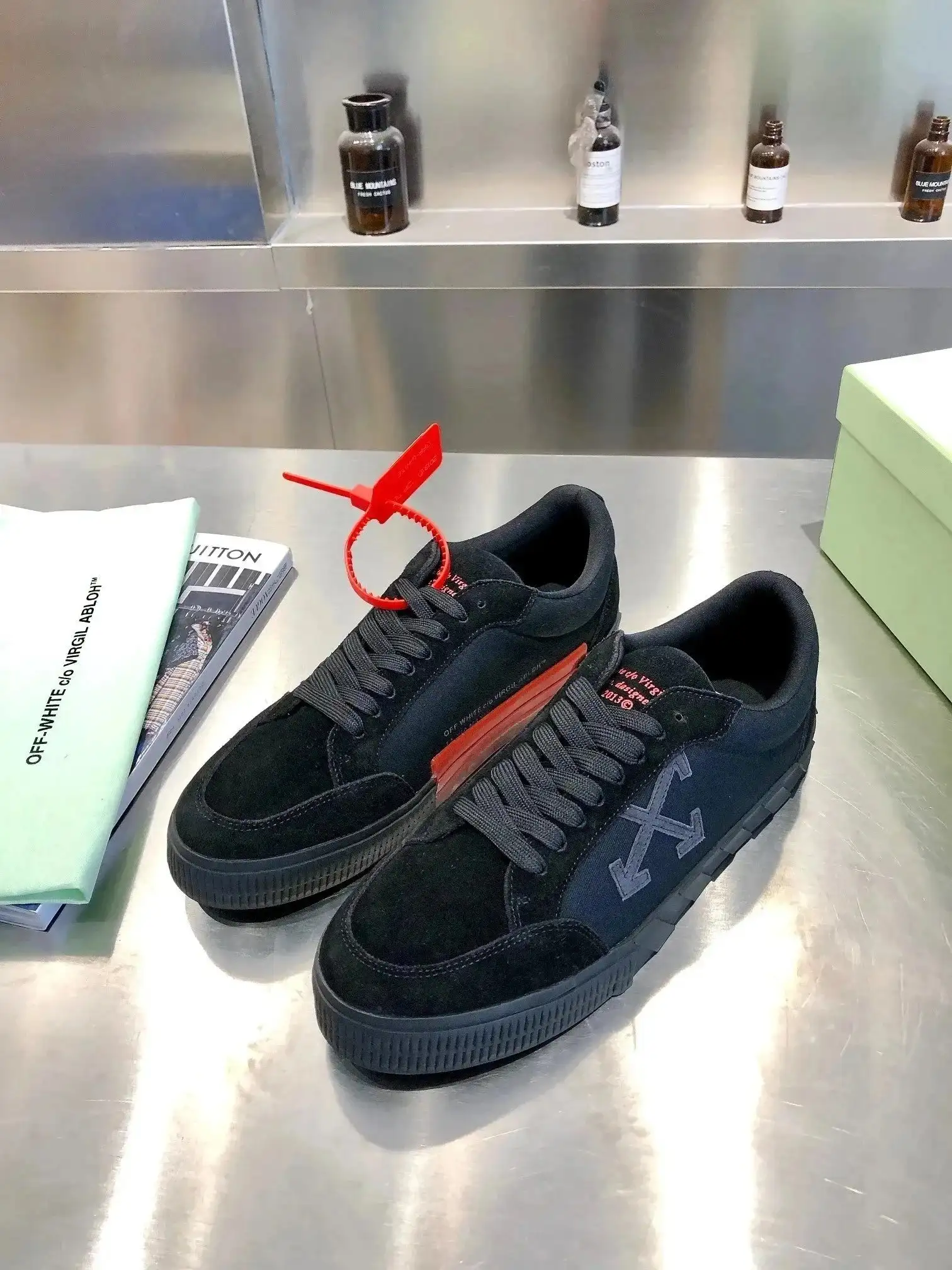 OFF White Sneakers 4