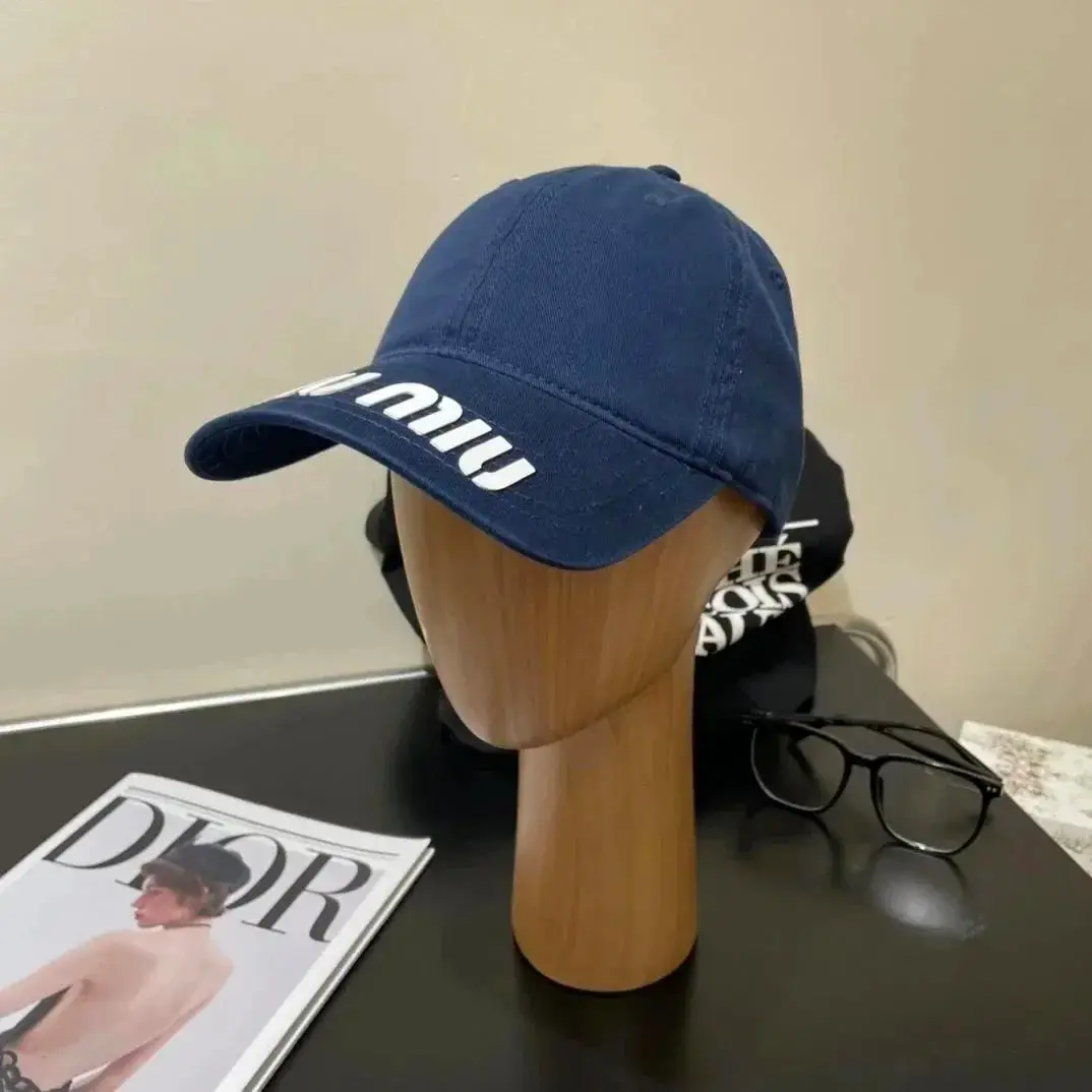 MIU MIU High-quality hats 3