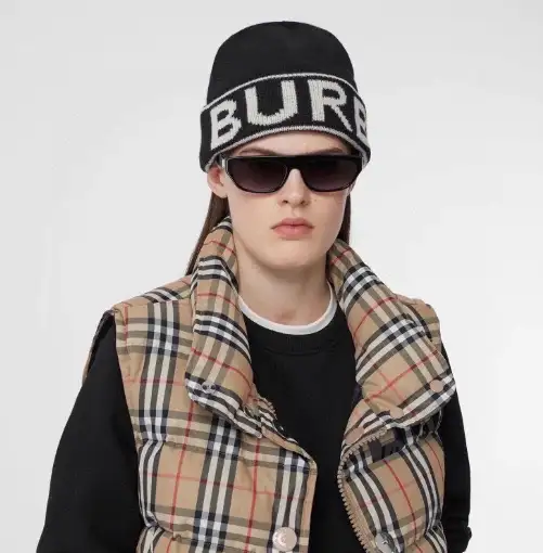 Burberry Logo Knit Beanie 3