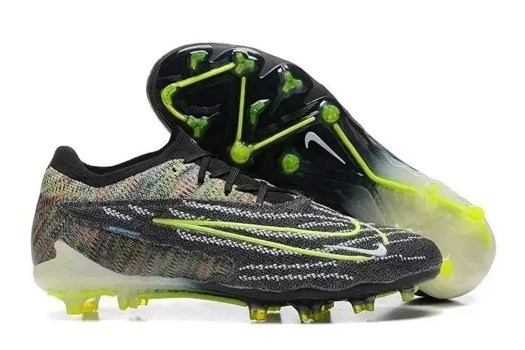NIKE Football Boots 2
