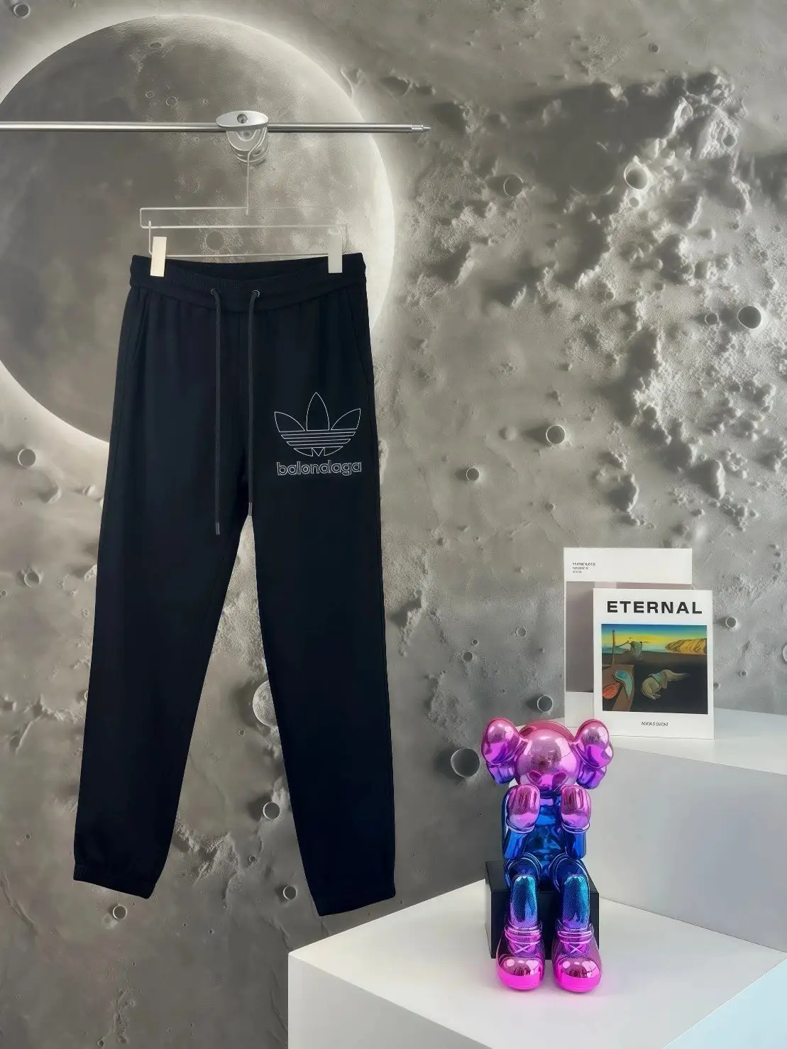 Balenciaga Sweatpants 12
