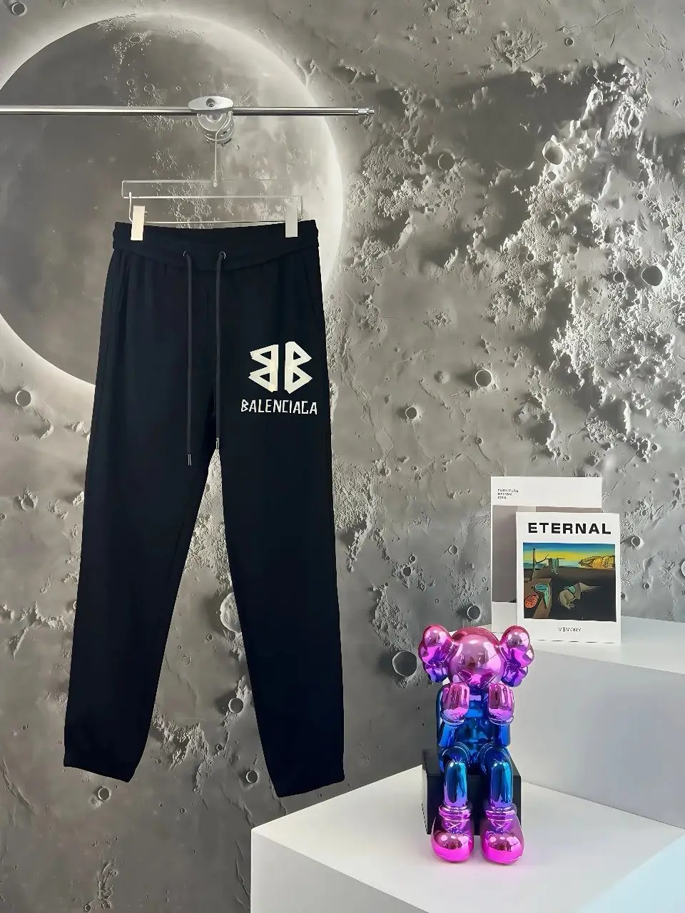 Balenciaga Sweatpants 8